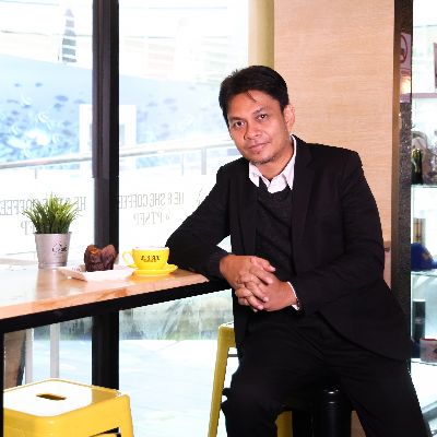 Assoc. Prof. Dr. Hanif Suhairi Bin Abu Bakar